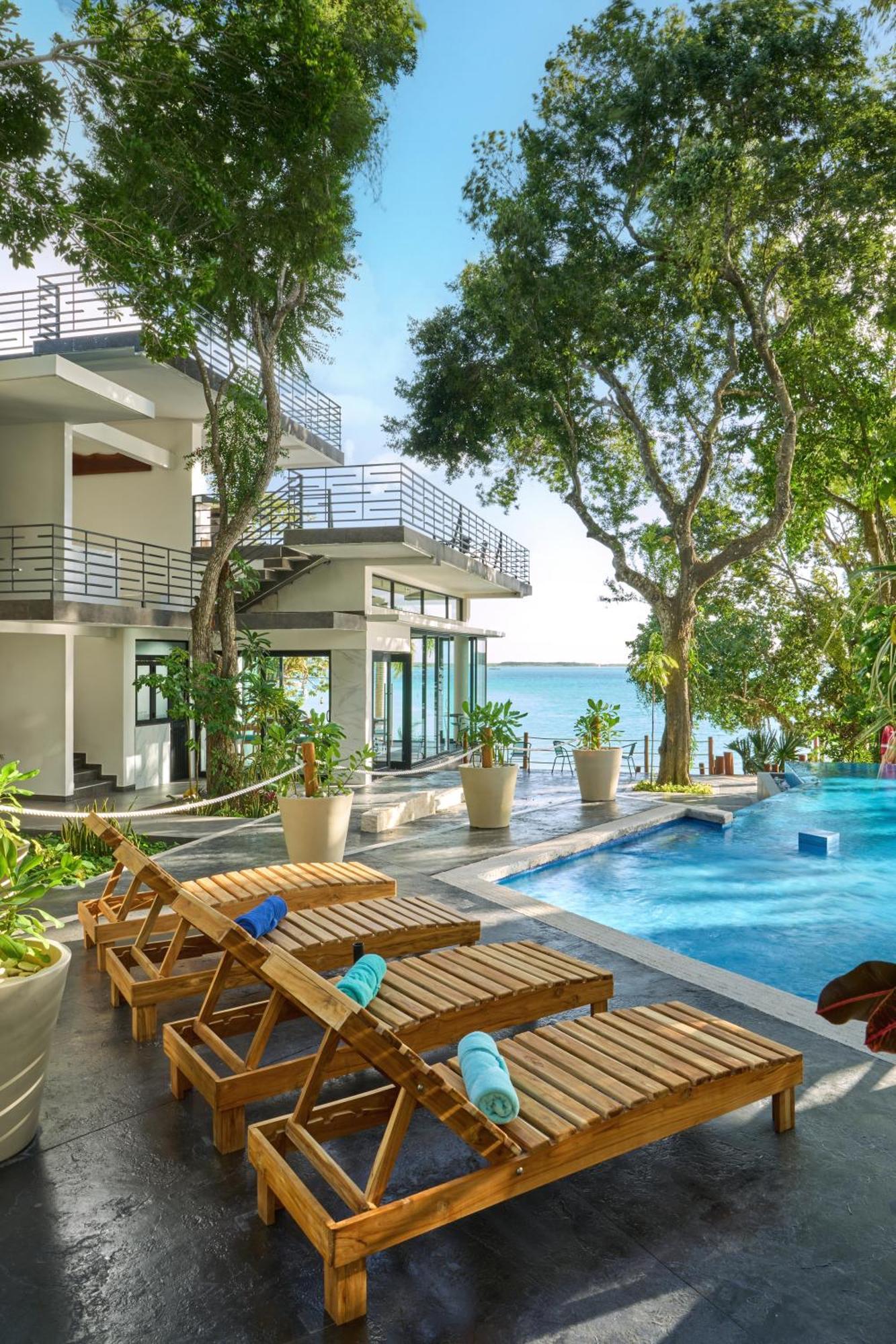 Cristalino Lagoon Front Hotel, Restaurant & Spa Bacalar Buitenkant foto