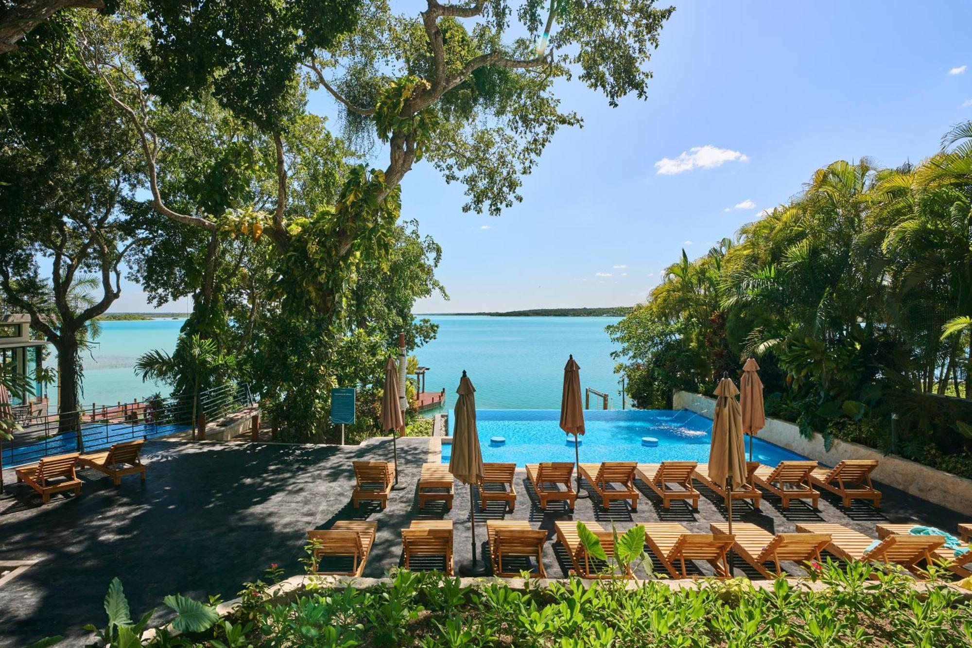 Cristalino Lagoon Front Hotel, Restaurant & Spa Bacalar Buitenkant foto