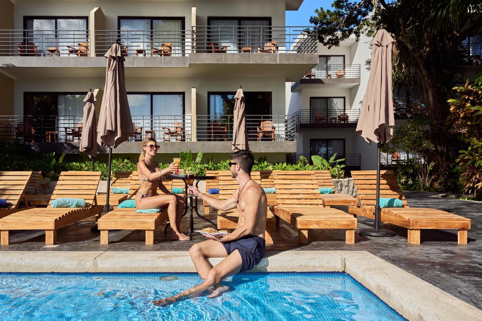 Cristalino Lagoon Front Hotel, Restaurant & Spa Bacalar Buitenkant foto